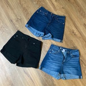 Lot of 3- no boundaries shorts